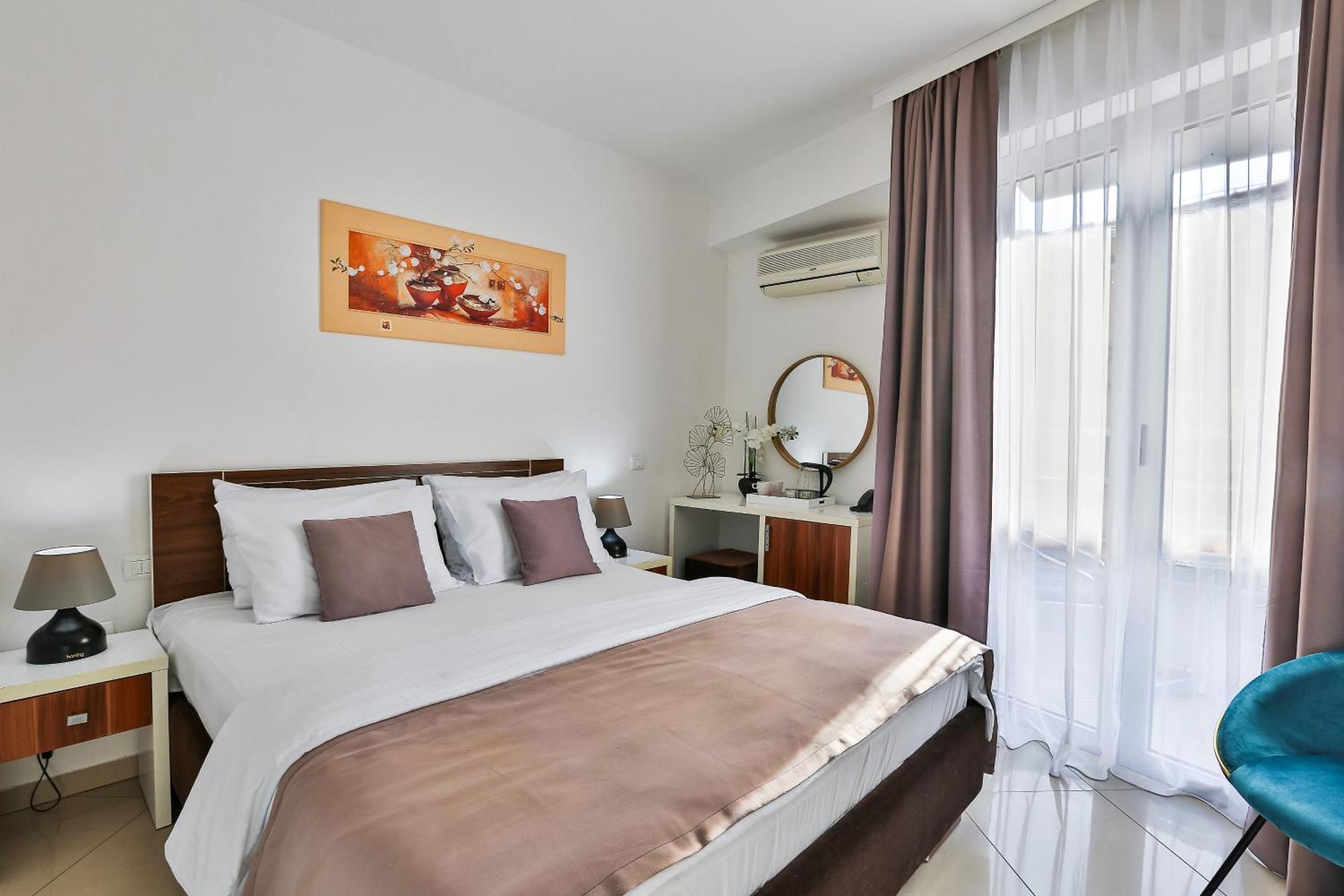 Hotel La Mer Budva Exterior photo